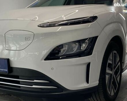 Хендай Kona Electric, объемом двигателя 0 л и пробегом 45 тыс. км за 22777 $, фото 7 на Automoto.ua