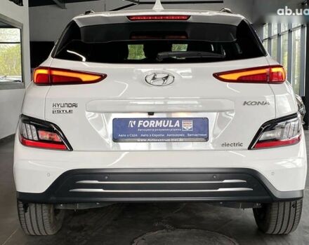 Хендай Kona Electric, объемом двигателя 0 л и пробегом 45 тыс. км за 22777 $, фото 13 на Automoto.ua