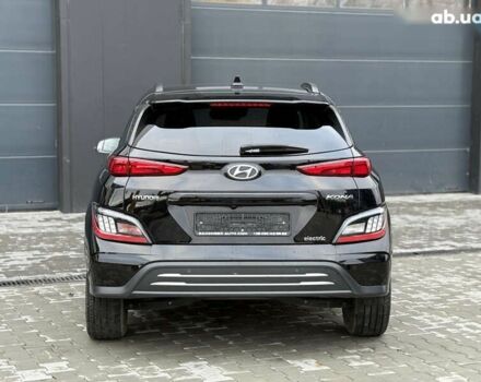 Хендай Kona Electric, объемом двигателя 0 л и пробегом 96 тыс. км за 20300 $, фото 4 на Automoto.ua