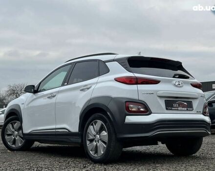 Хендай Kona Electric, объемом двигателя 0 л и пробегом 70 тыс. км за 18475 $, фото 5 на Automoto.ua