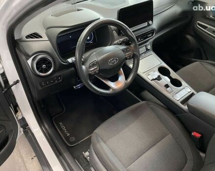 Хендай Kona Electric, объемом двигателя 0 л и пробегом 45 тыс. км за 22777 $, фото 29 на Automoto.ua