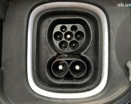 Хендай Kona Electric, объемом двигателя 0 л и пробегом 78 тыс. км за 20700 $, фото 20 на Automoto.ua