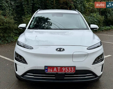 Хендай Kona Electric, объемом двигателя 0 л и пробегом 24 тыс. км за 19800 $, фото 2 на Automoto.ua