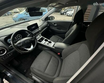 Хендай Kona Electric, объемом двигателя 0 л и пробегом 48 тыс. км за 17500 $, фото 26 на Automoto.ua