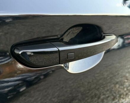 Хендай Kona Electric, объемом двигателя 0 л и пробегом 83 тыс. км за 20700 $, фото 9 на Automoto.ua