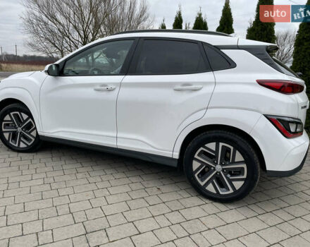 Хендай Kona Electric, объемом двигателя 0 л и пробегом 76 тыс. км за 16900 $, фото 5 на Automoto.ua