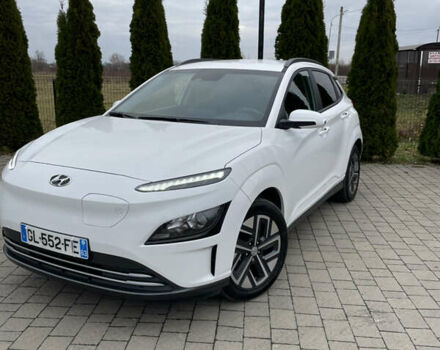 Хендай Kona Electric, объемом двигателя 0 л и пробегом 76 тыс. км за 16900 $, фото 8 на Automoto.ua
