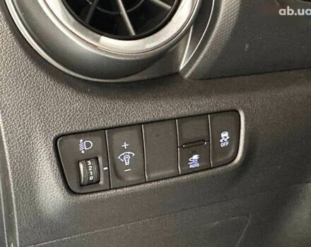 Хендай Kona Electric, объемом двигателя 0 л и пробегом 43 тыс. км за 16100 $, фото 18 на Automoto.ua