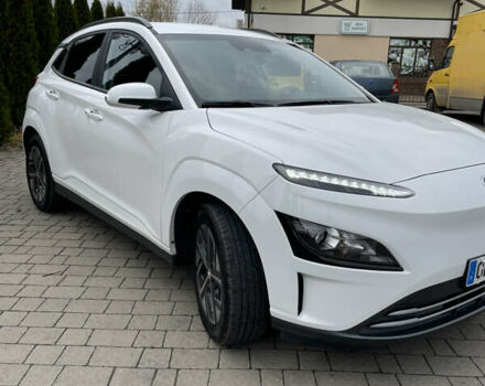Хендай Kona Electric, объемом двигателя 0 л и пробегом 76 тыс. км за 16900 $, фото 2 на Automoto.ua