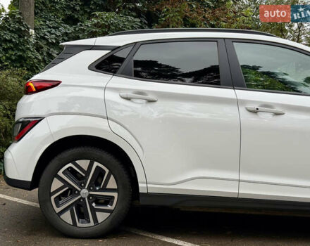 Хендай Kona Electric, объемом двигателя 0 л и пробегом 24 тыс. км за 19800 $, фото 18 на Automoto.ua