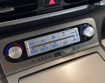 Хендай Kona Electric, об'ємом двигуна 0 л та пробігом 43 тис. км за 16400 $, фото 23 на Automoto.ua