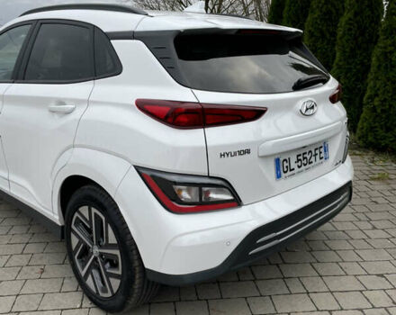 Хендай Kona Electric, объемом двигателя 0 л и пробегом 76 тыс. км за 16900 $, фото 4 на Automoto.ua