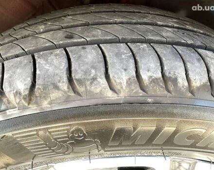 Хендай Kona Electric, объемом двигателя 0 л и пробегом 117 тыс. км за 19200 $, фото 27 на Automoto.ua