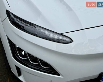 Хендай Kona Electric, объемом двигателя 0 л и пробегом 24 тыс. км за 19800 $, фото 20 на Automoto.ua