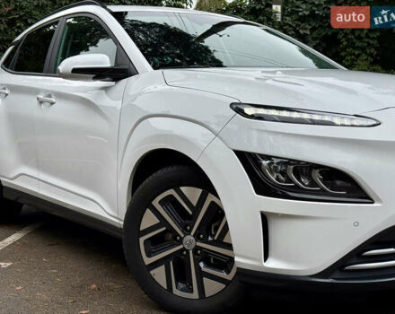 Хендай Kona Electric, объемом двигателя 0 л и пробегом 24 тыс. км за 19800 $, фото 11 на Automoto.ua