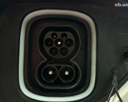 Хендай Kona Electric, объемом двигателя 0 л и пробегом 108 тыс. км за 20900 $, фото 14 на Automoto.ua