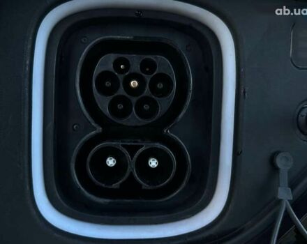 Хендай Kona Electric, объемом двигателя 0 л и пробегом 86 тыс. км за 21500 $, фото 20 на Automoto.ua