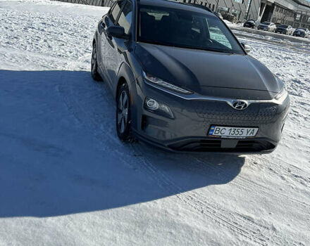 Серый Хендай Kona Electric, объемом двигателя 0 л и пробегом 116 тыс. км за 27000 $, фото 5 на Automoto.ua