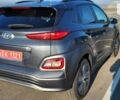 Серый Хендай Kona Electric, объемом двигателя 0 л и пробегом 106 тыс. км за 18950 $, фото 5 на Automoto.ua