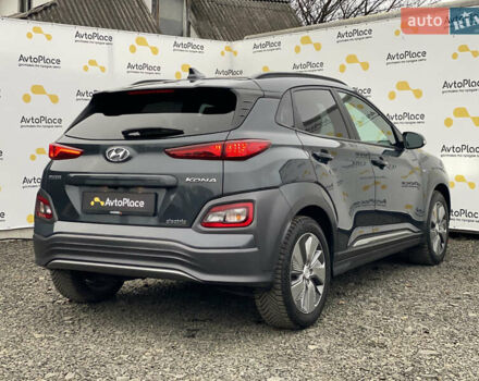 Серый Хендай Kona Electric, объемом двигателя 0 л и пробегом 89 тыс. км за 16900 $, фото 102 на Automoto.ua