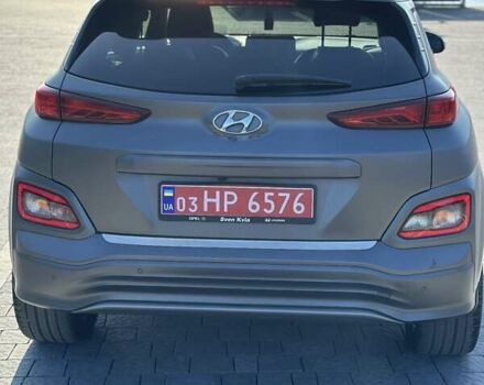 Сірий Хендай Kona Electric, об'ємом двигуна 0 л та пробігом 207 тис. км за 16800 $, фото 9 на Automoto.ua