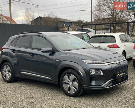 Серый Хендай Kona Electric, объемом двигателя 0 л и пробегом 89 тыс. км за 16900 $, фото 33 на Automoto.ua