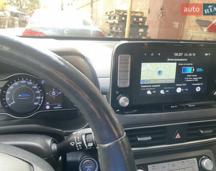 Серый Хендай Kona Electric, объемом двигателя 0 л и пробегом 136 тыс. км за 16500 $, фото 17 на Automoto.ua