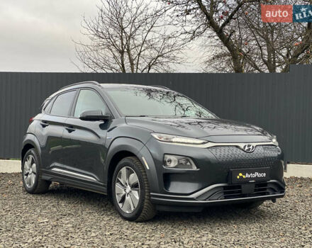 Серый Хендай Kona Electric, объемом двигателя 0 л и пробегом 89 тыс. км за 16900 $, фото 1 на Automoto.ua