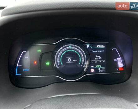 Серый Хендай Kona Electric, объемом двигателя 0 л и пробегом 89 тыс. км за 16900 $, фото 60 на Automoto.ua