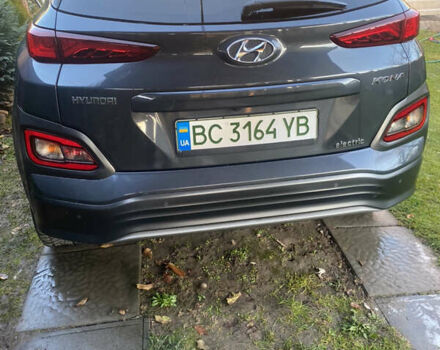 Серый Хендай Kona Electric, объемом двигателя 0 л и пробегом 136 тыс. км за 16500 $, фото 10 на Automoto.ua