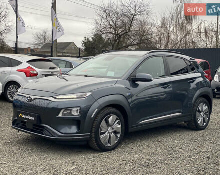 Серый Хендай Kona Electric, объемом двигателя 0 л и пробегом 89 тыс. км за 16900 $, фото 15 на Automoto.ua