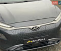 Серый Хендай Kona Electric, объемом двигателя 0 л и пробегом 89 тыс. км за 16900 $, фото 92 на Automoto.ua