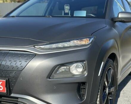 Сірий Хендай Kona Electric, об'ємом двигуна 0 л та пробігом 207 тис. км за 16800 $, фото 5 на Automoto.ua