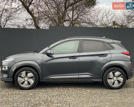 Серый Хендай Kona Electric, объемом двигателя 0 л и пробегом 89 тыс. км за 16900 $, фото 85 на Automoto.ua