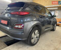 Серый Хендай Kona Electric, объемом двигателя 0 л и пробегом 137 тыс. км за 16700 $, фото 3 на Automoto.ua