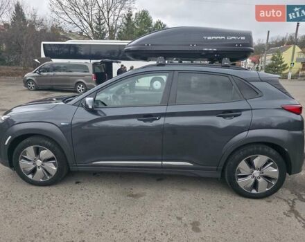 Серый Хендай Kona Electric, объемом двигателя 0 л и пробегом 89 тыс. км за 19500 $, фото 7 на Automoto.ua