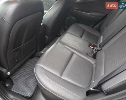 Серый Хендай Kona Electric, объемом двигателя 0 л и пробегом 89 тыс. км за 19500 $, фото 11 на Automoto.ua