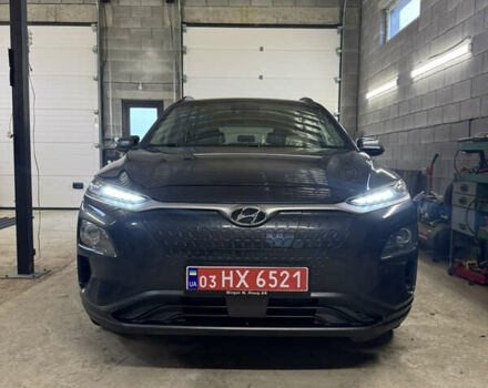 Серый Хендай Kona Electric, объемом двигателя 0 л и пробегом 137 тыс. км за 16700 $, фото 28 на Automoto.ua