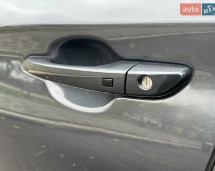 Сірий Хендай Kona Electric, об'ємом двигуна 0 л та пробігом 154 тис. км за 19500 $, фото 17 на Automoto.ua