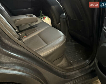 Серый Хендай Kona Electric, объемом двигателя 0 л и пробегом 120 тыс. км за 16999 $, фото 73 на Automoto.ua