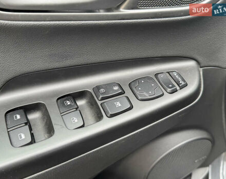 Сірий Хендай Kona Electric, об'ємом двигуна 0 л та пробігом 154 тис. км за 19500 $, фото 20 на Automoto.ua