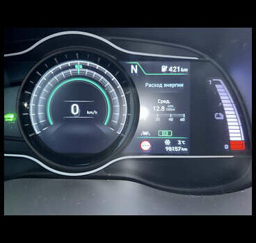 Серый Хендай Kona Electric, объемом двигателя 0 л и пробегом 98 тыс. км за 16500 $, фото 17 на Automoto.ua