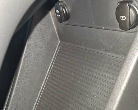 Серый Хендай Kona Electric, объемом двигателя 0 л и пробегом 180 тыс. км за 16700 $, фото 66 на Automoto.ua