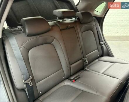 Серый Хендай Kona Electric, объемом двигателя 0 л и пробегом 113 тыс. км за 16818 $, фото 29 на Automoto.ua