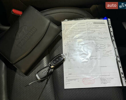 Серый Хендай Kona Electric, объемом двигателя 0 л и пробегом 120 тыс. км за 16999 $, фото 67 на Automoto.ua