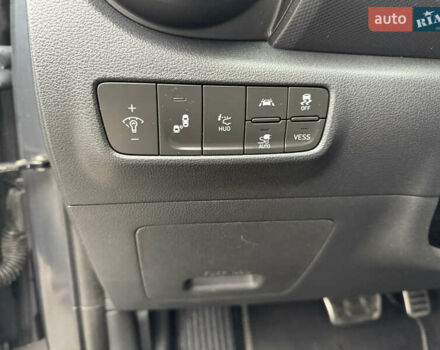 Серый Хендай Kona Electric, объемом двигателя 0 л и пробегом 103 тыс. км за 17300 $, фото 22 на Automoto.ua