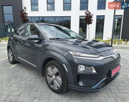 Серый Хендай Kona Electric, объемом двигателя 0 л и пробегом 91 тыс. км за 16300 $, фото 11 на Automoto.ua