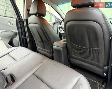 Серый Хендай Kona Electric, объемом двигателя 0 л и пробегом 113 тыс. км за 17094 $, фото 19 на Automoto.ua