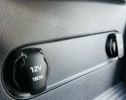 Серый Хендай Kona Electric, объемом двигателя 0 л и пробегом 112 тыс. км за 16700 $, фото 23 на Automoto.ua