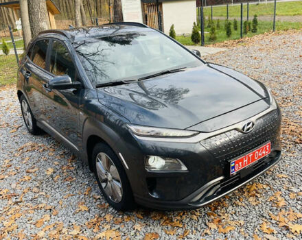 Серый Хендай Kona Electric, объемом двигателя 0 л и пробегом 112 тыс. км за 16700 $, фото 74 на Automoto.ua